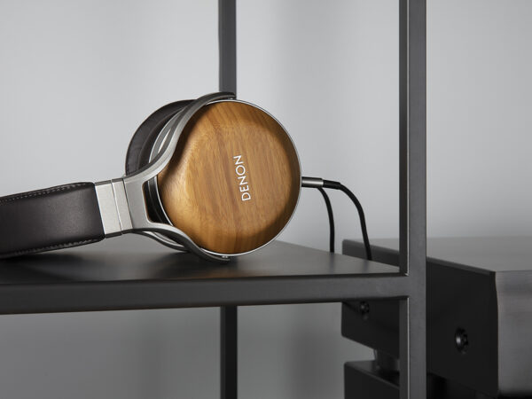 Denon AH D9200 Headphones Lifestyle 03