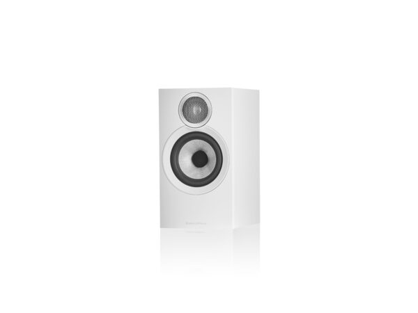 BW 607 S3 White Angled Grille Off