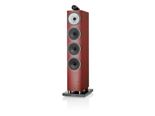 BW 702 S3 Rosenut Front Angle