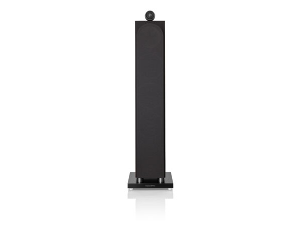 BW 702 S3 Rosenut Front with Grille