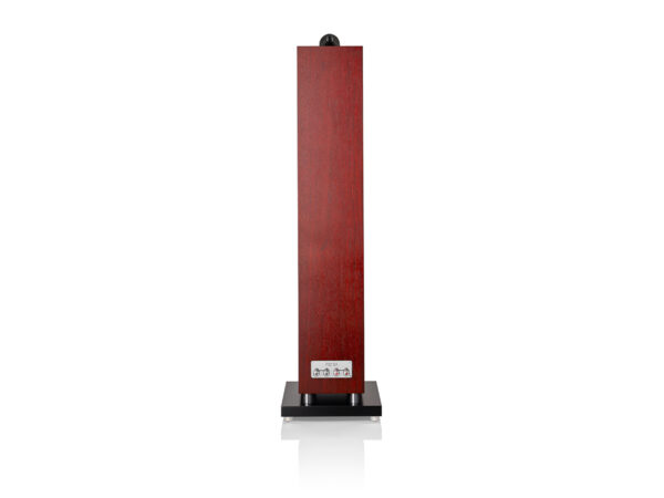 BW 702 S3 Rosenut Rear