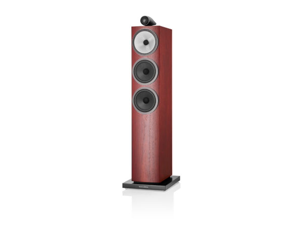 BW 703 S3 Rosenut Front Angle
