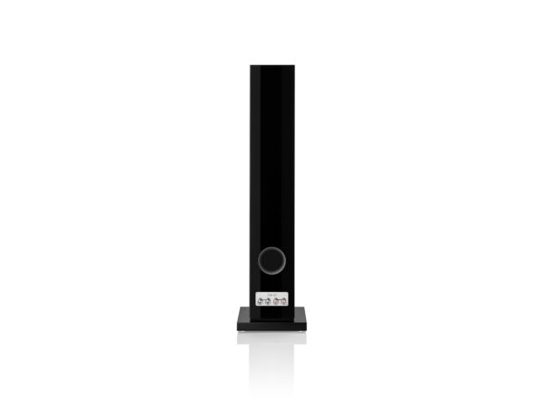 BW 704 S3 Gloss Black Rear