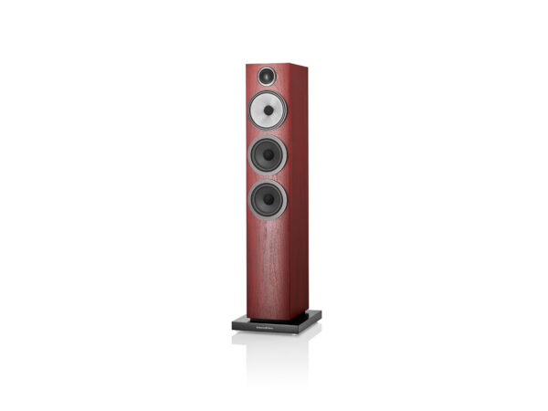 BW 704 S3 Rosenut Front Angle
