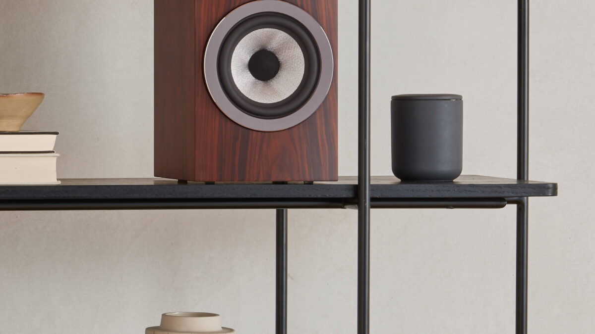 374 Bowers Wilkins 707 S3 8